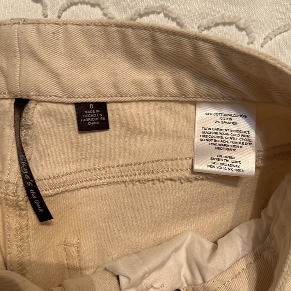 Cream Jeans - Picture 6 of 6